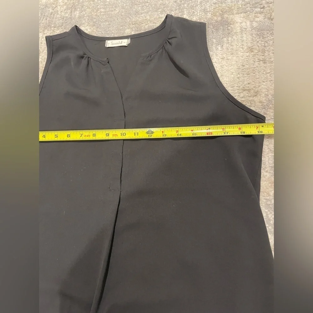 Spadehill Black Sleeveless Blouse Top Size Medium Closet Staple Lightweight